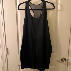 SHEIN Plus Solid Romper-Shorts